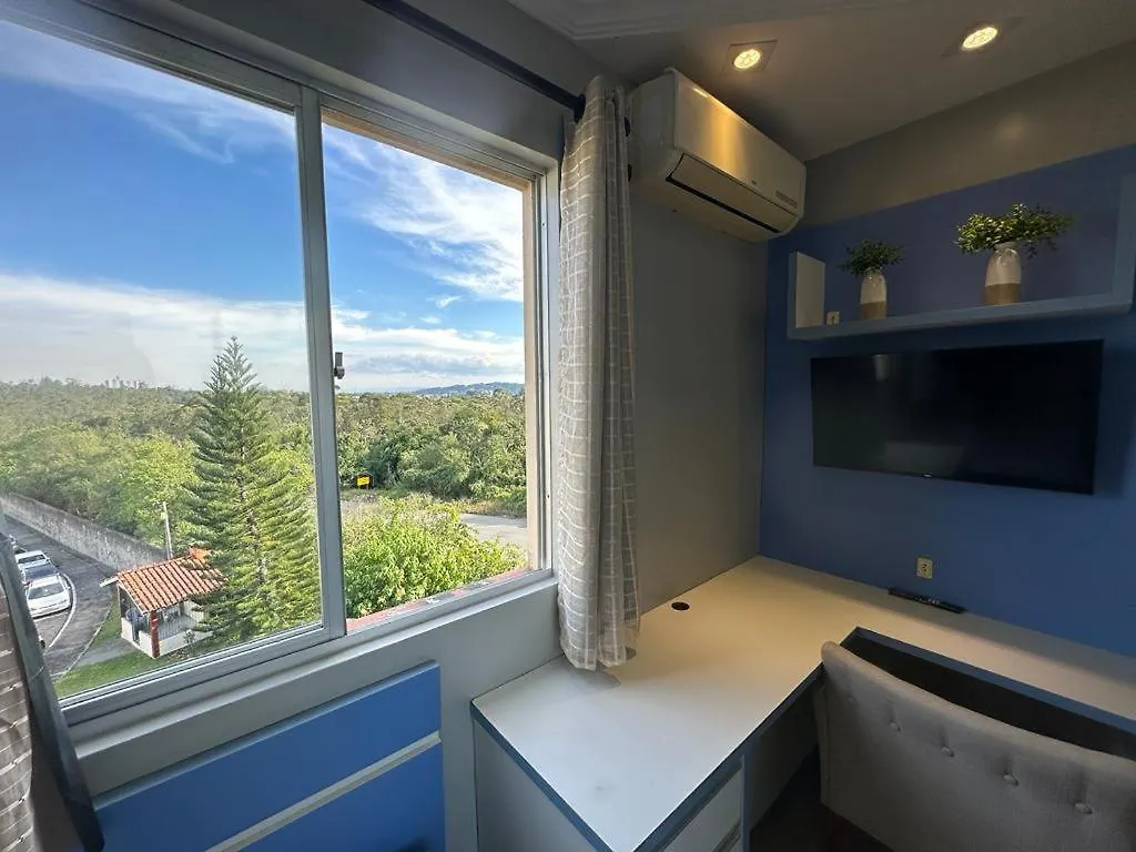 Lindo Apartamento Inteiro Proximo Ao Centro De Criciuma Criciuma  Criciuma (Santa Catarina)