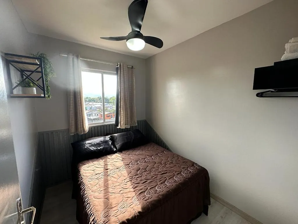 Lindo Apartamento Inteiro Proximo Ao Centro De Criciuma Criciuma  Brasil
